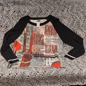 255 - ✨Simply Docezza Artsy Abstract Top(M)• , Unique, Creative & Subtle Sparkle